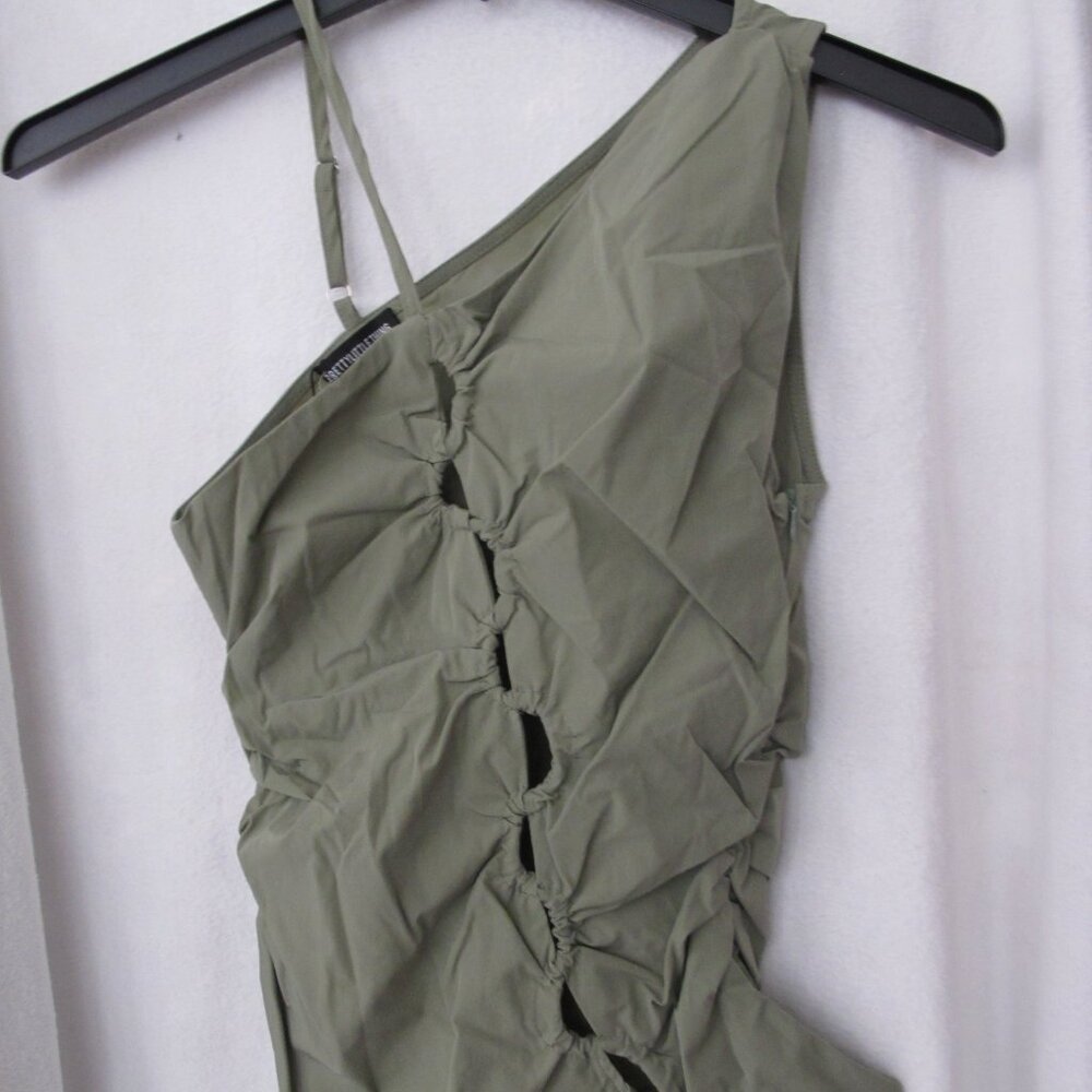 PrettyLittleThing Lace Up One Shoulder Tank Top - Picture 2 of 16